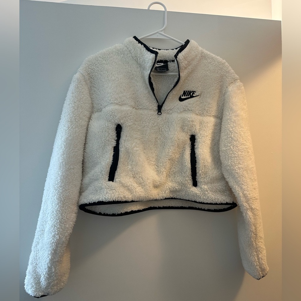 Nike cropped white fleece size small!